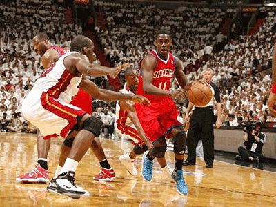 nba湖人vs快船直播_nba湖人vs快船今日直播_nba湖人vs快船视频直播【绿茵直播】